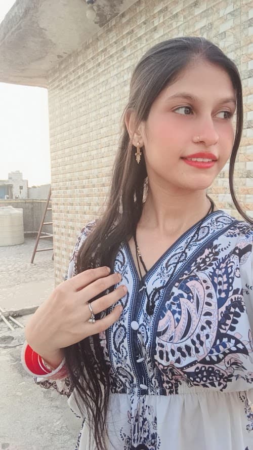 Shivani sharma profile photo
